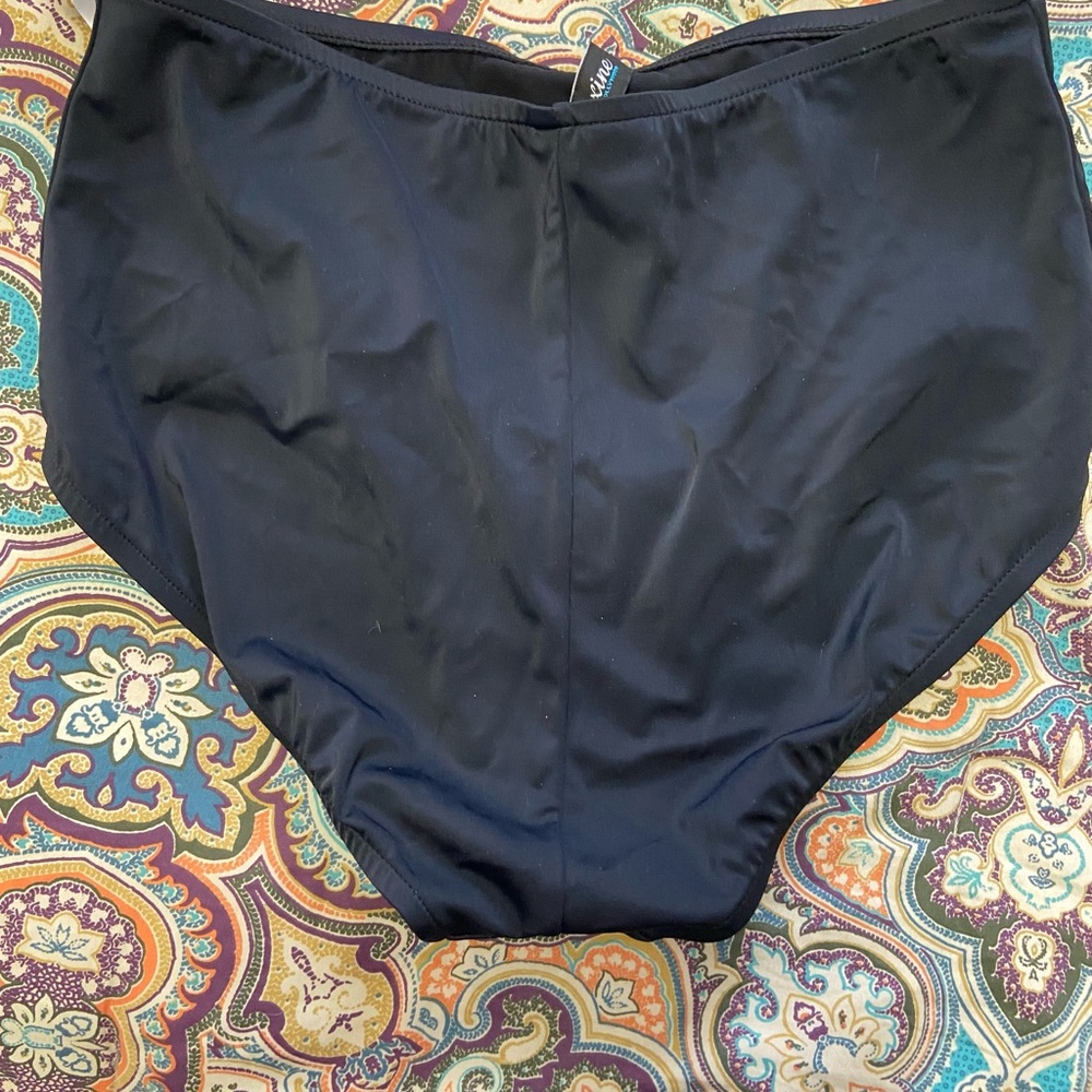 New with tags Maxine of Hollywood tummy control swimsuit bottoms - Picture 2 of 2